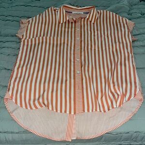 NWOT WOMENS BUTTON DOWN STRIPPED SHORT SLEEVE SIZE M TOP